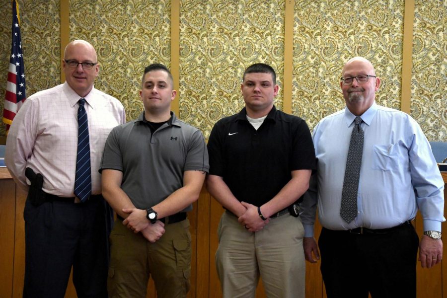 Two new officers sworn into Zanesville PD – Y-City News