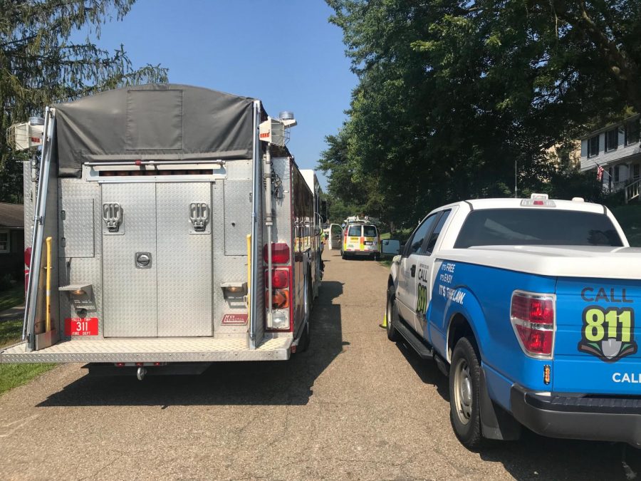 Neighborhood gas leak forces residents to shelter in place Monday morning