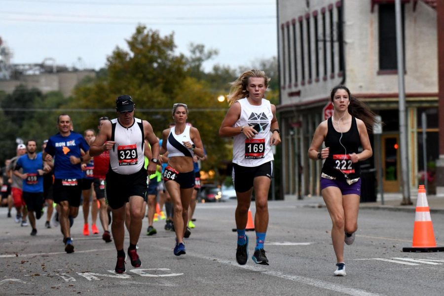 About 500 people raced to finish line for the second annual Zanesville Half-Marathon