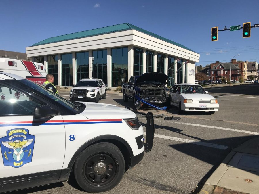 Traffic resumes following downtown collision