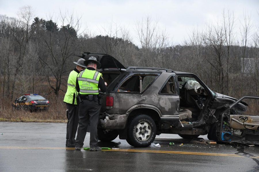 Sheriffs deputy, two others transported following crash Saturday along US-40
