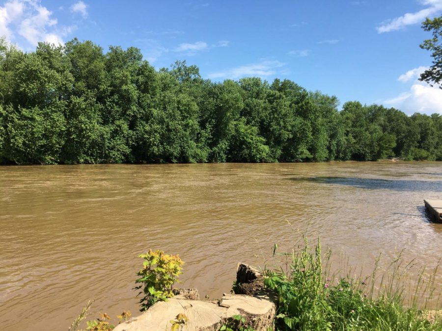 Search+for+missing+minor+underway+along+Muskingum+River