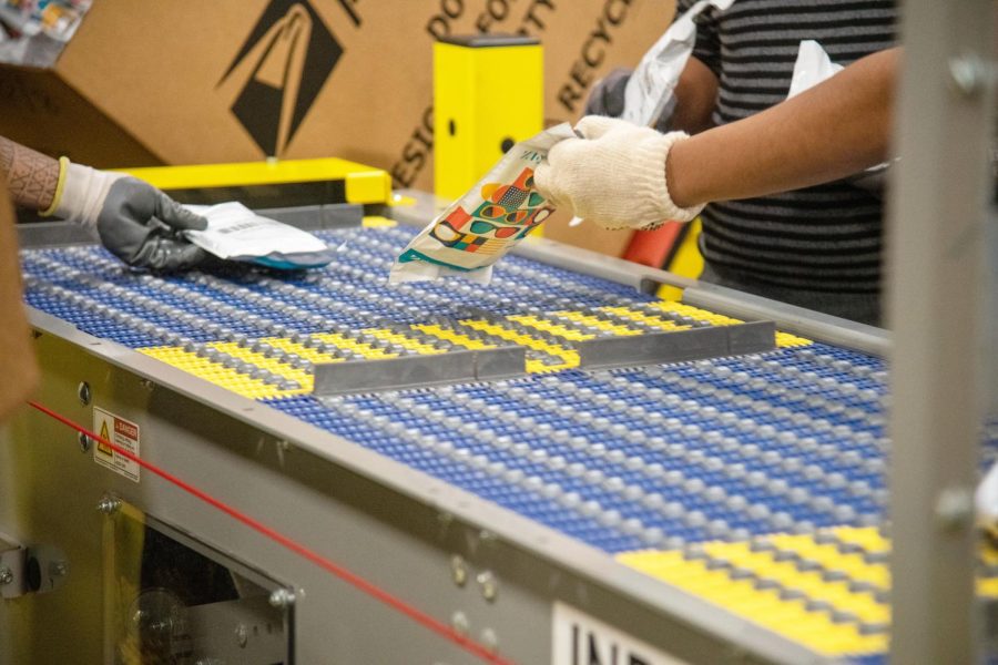 USPS deploys new package sorting machine to handle increased parcel ...